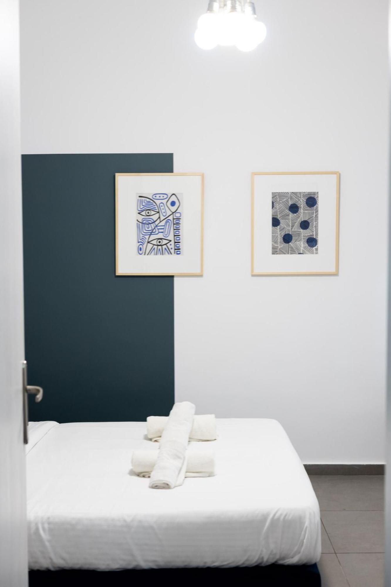 Renovated 5 Bdr House Near Acropolis - New Beds, Terrace & Green Yard Atene Esterno foto