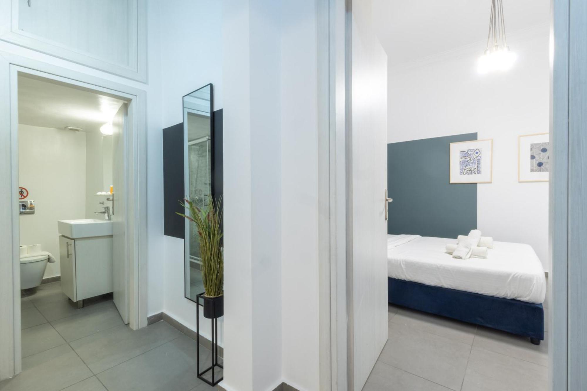 Renovated 5 Bdr House Near Acropolis - New Beds, Terrace & Green Yard Atene Esterno foto