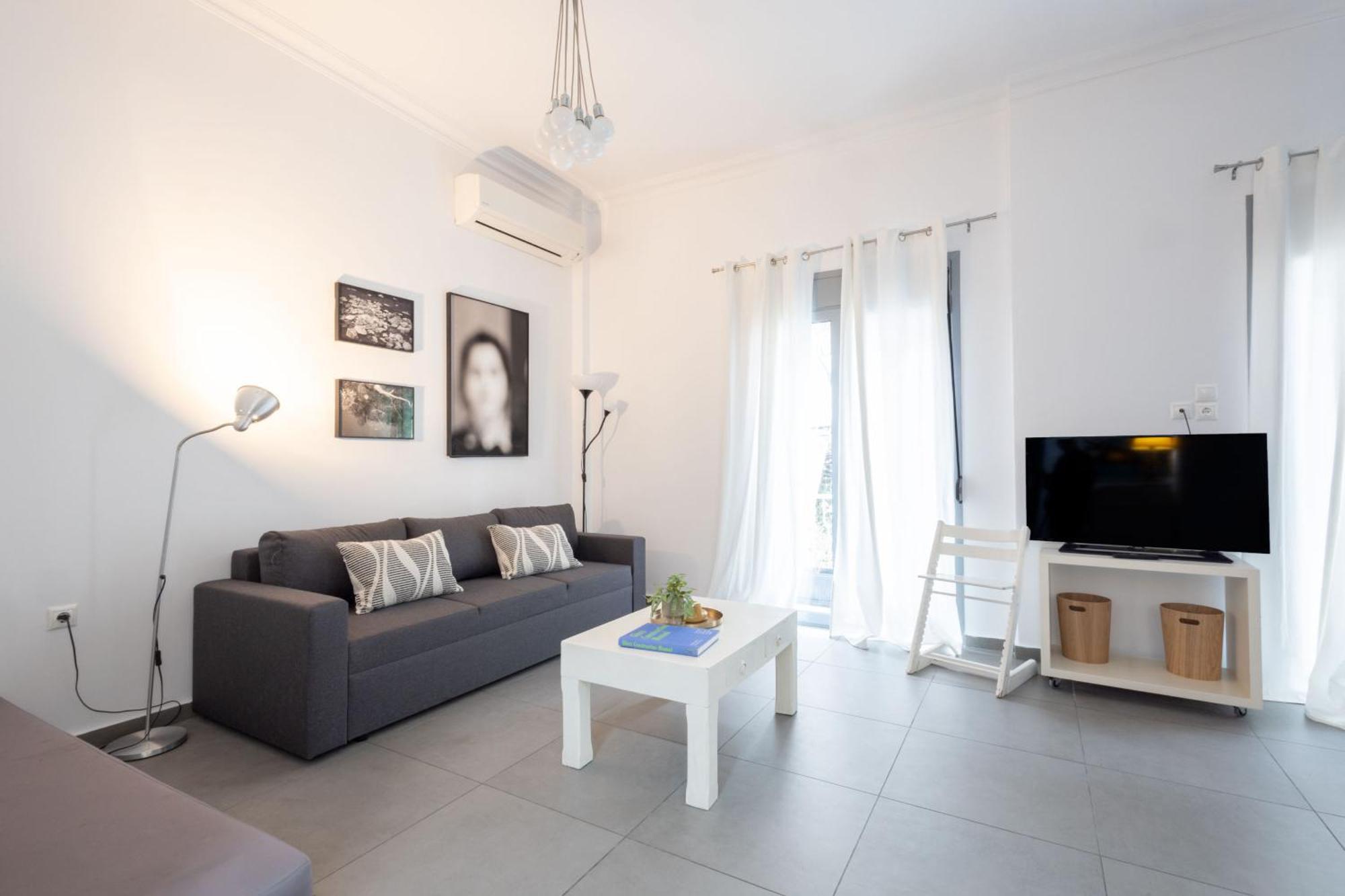 Renovated 5 Bdr House Near Acropolis - New Beds, Terrace & Green Yard Atene Esterno foto